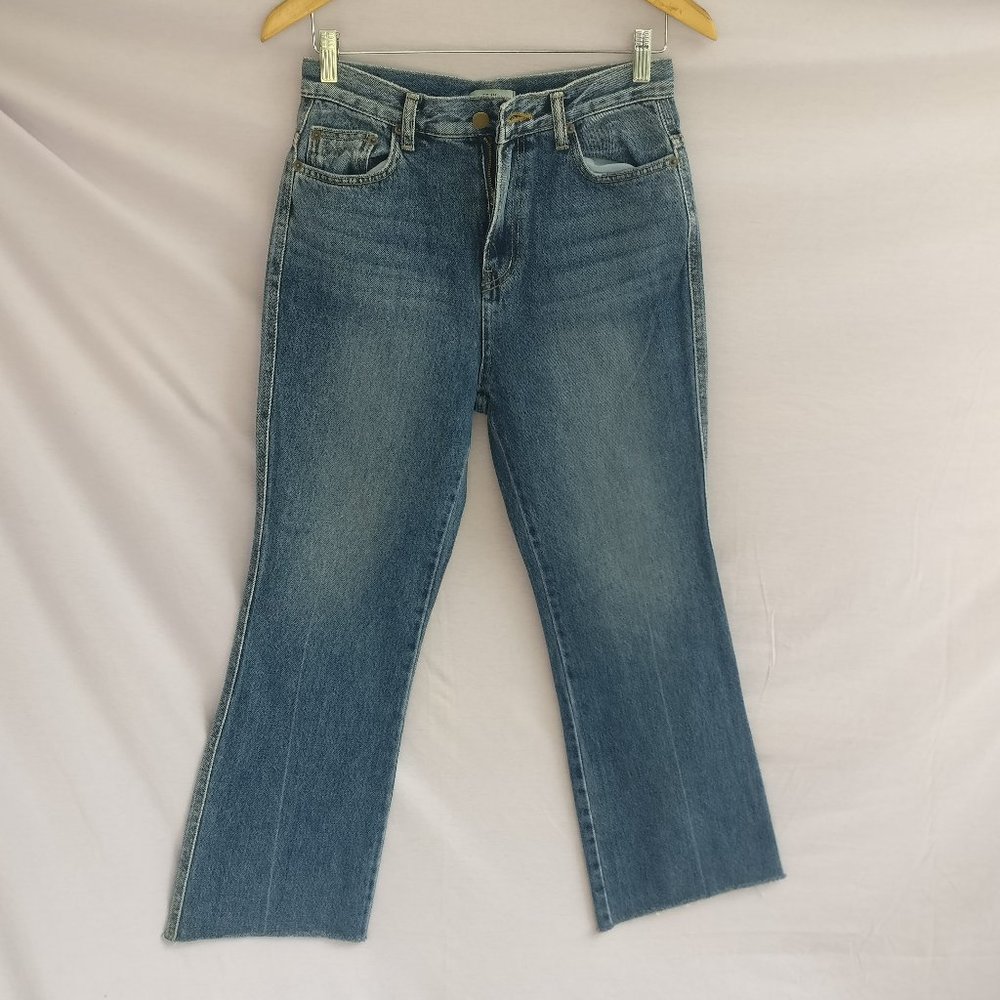 Anthro Summ J HIPS FOR DAYS Medium wash Relaxed Cropped jean waistflat 13.5